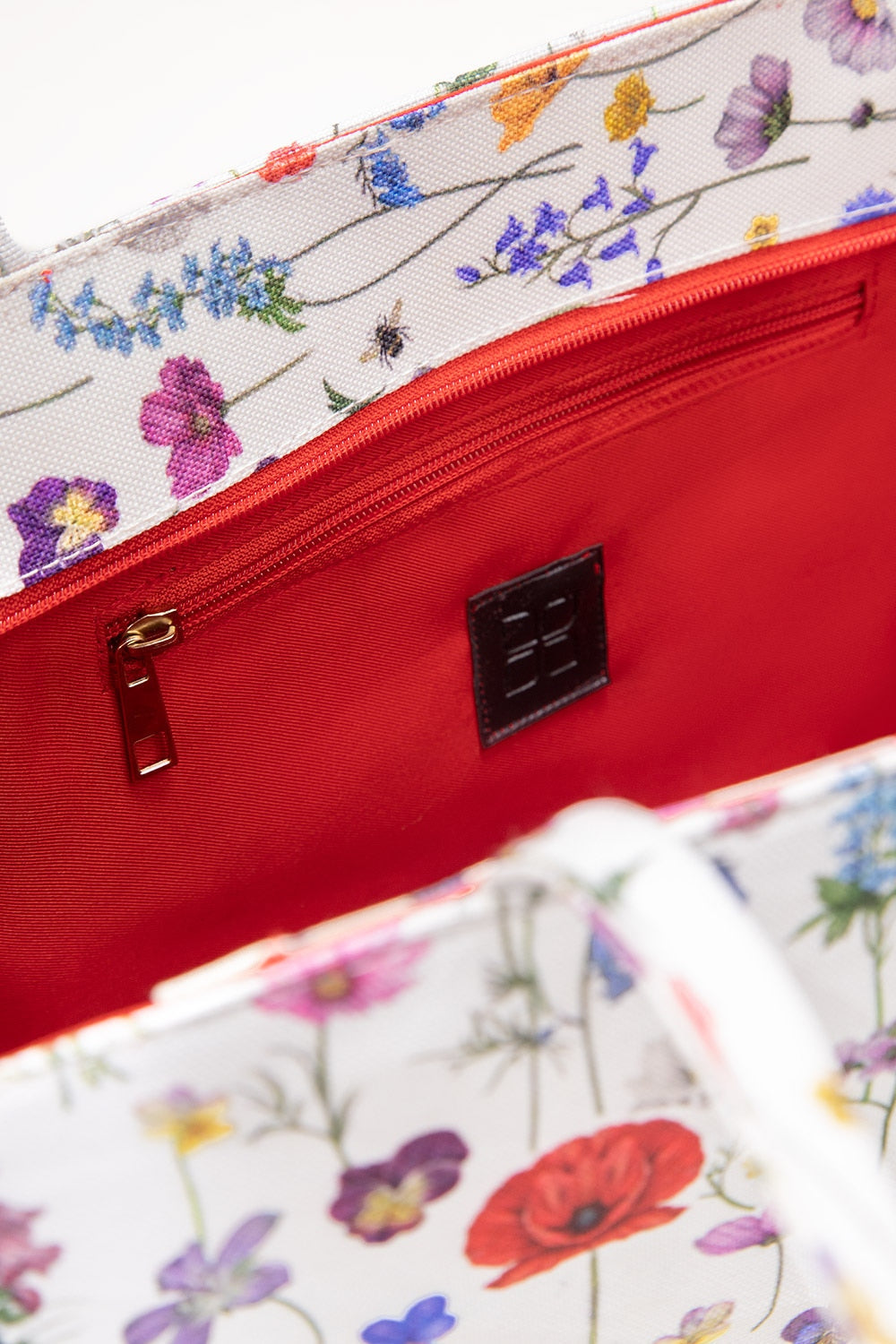 Culture Ideas Tote White Floral