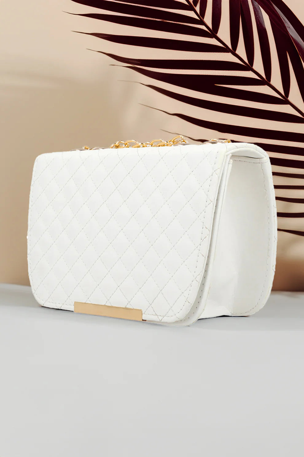 Culture Shoulder Bag Quilted Charm - White