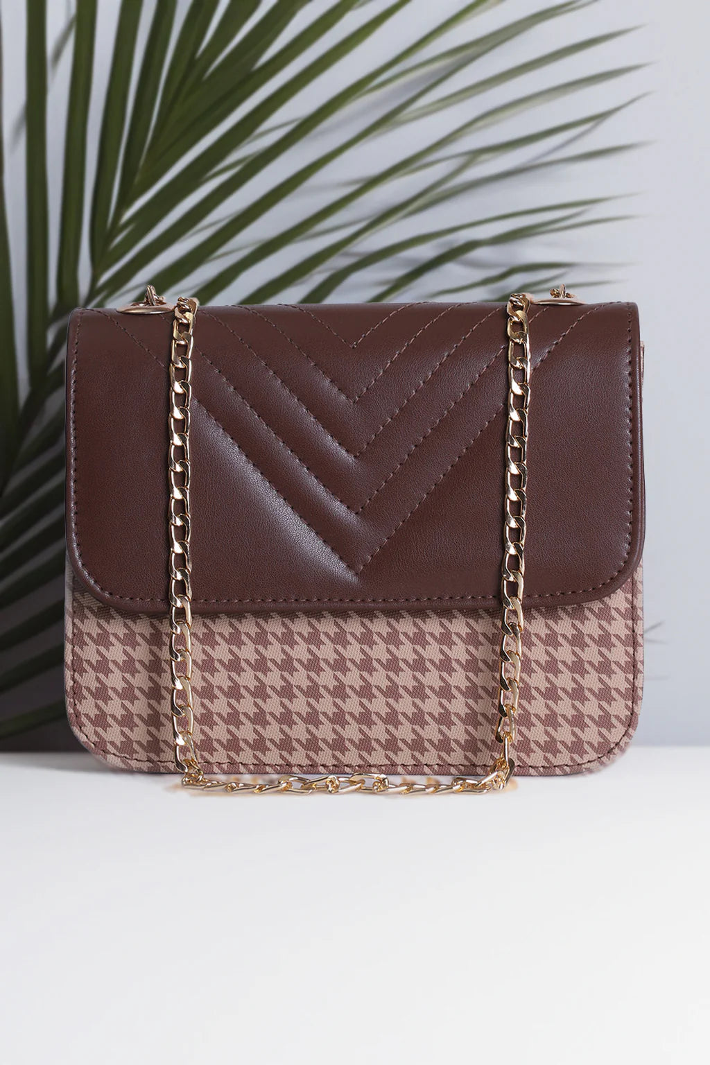 Culture Shoulder Bag ChevronFlap - Brown