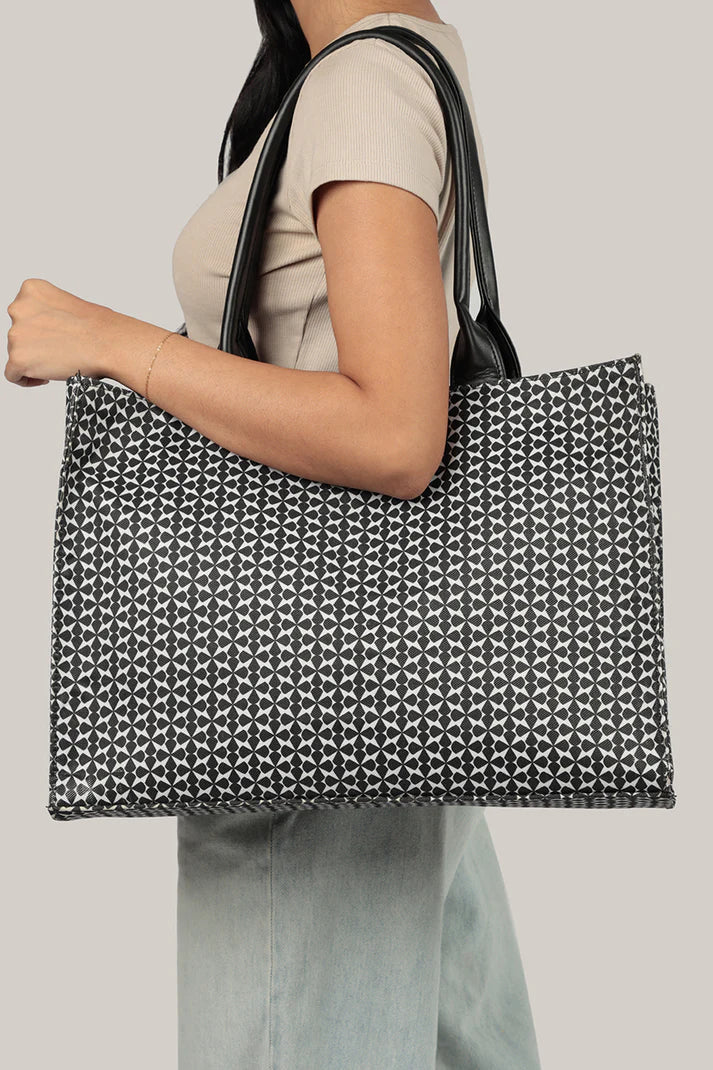Culture Canvas Tote Premium Strap Black