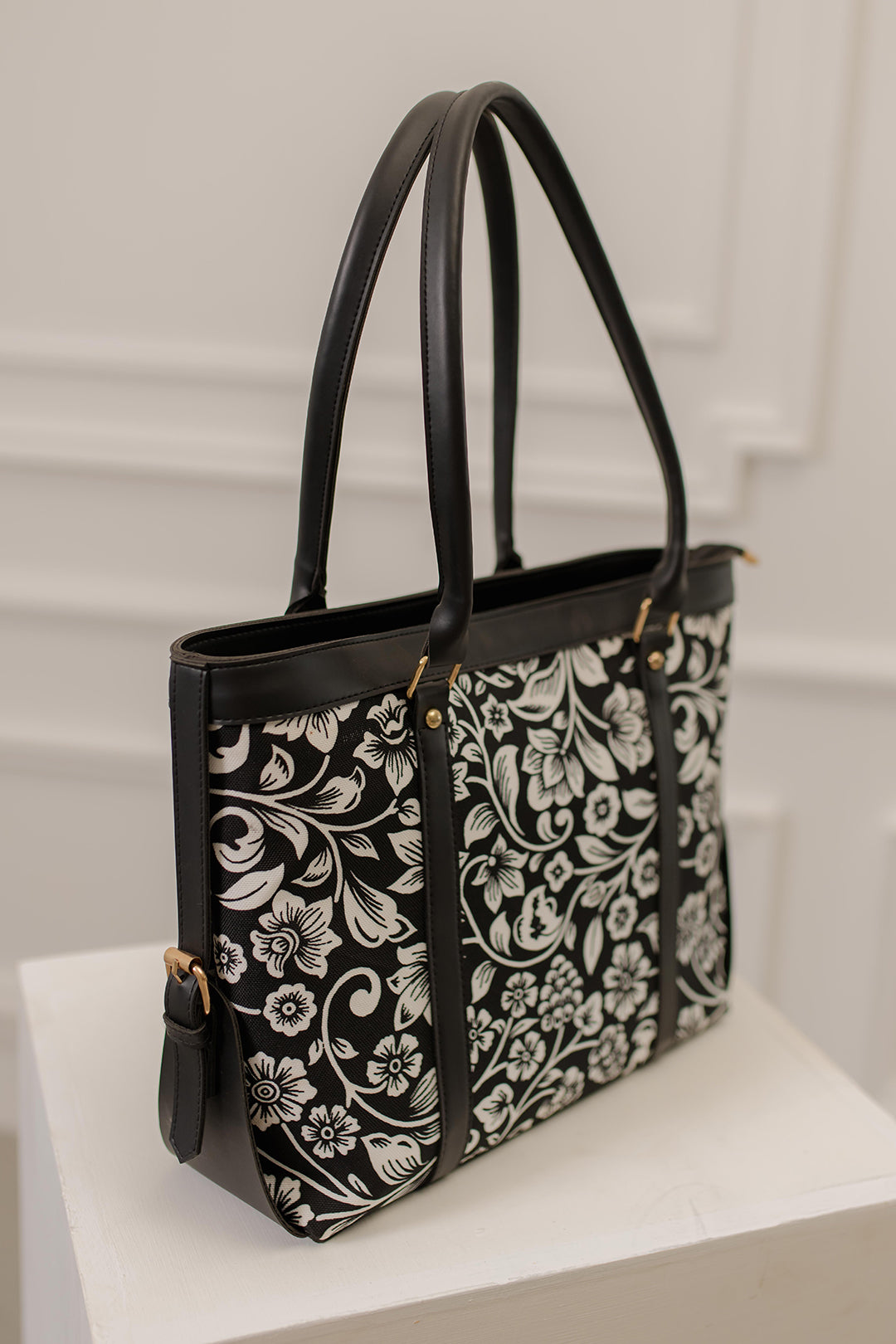 Culture Strap Canvas Tote Bag Black Floral