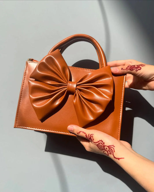 Culture HandBag Gloss Bow Brown